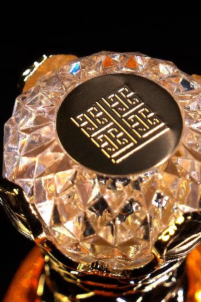 TOMAVICCI - GÂTEAU À L'ANANAS EXTRAIT DE PARFUM 3.4 OZ UNISEX